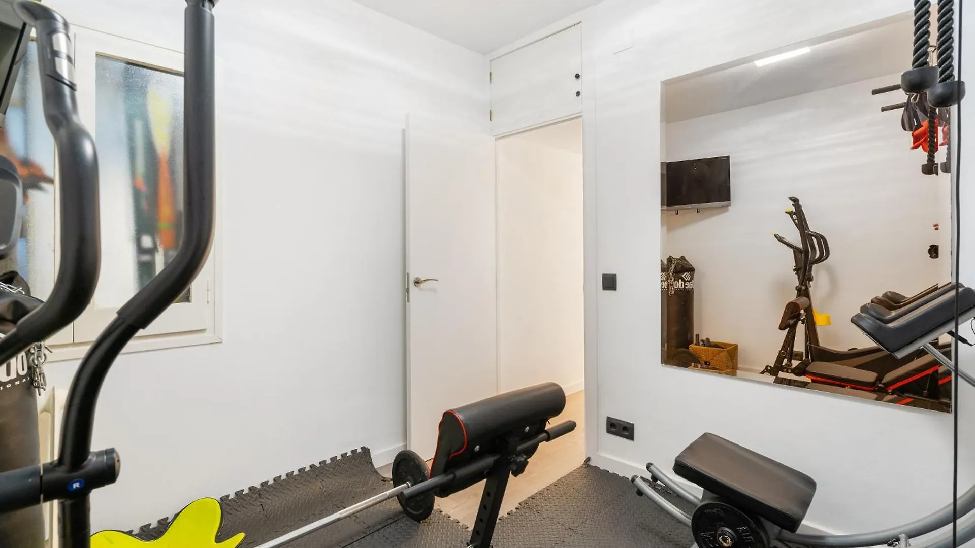Your Home In Barcelona Office & Gym & Parking Free 0*,  Spain
