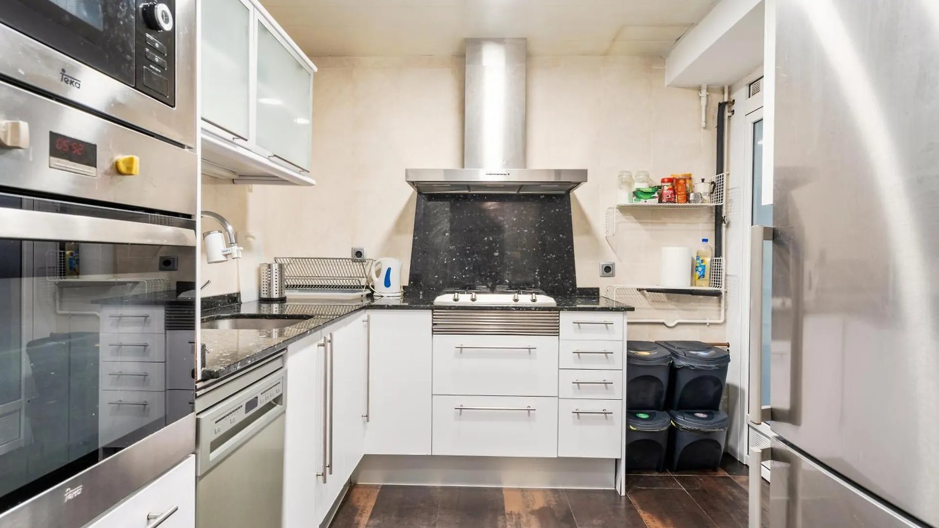 Your Home In Barcelona Office & Gym & Parking Free España