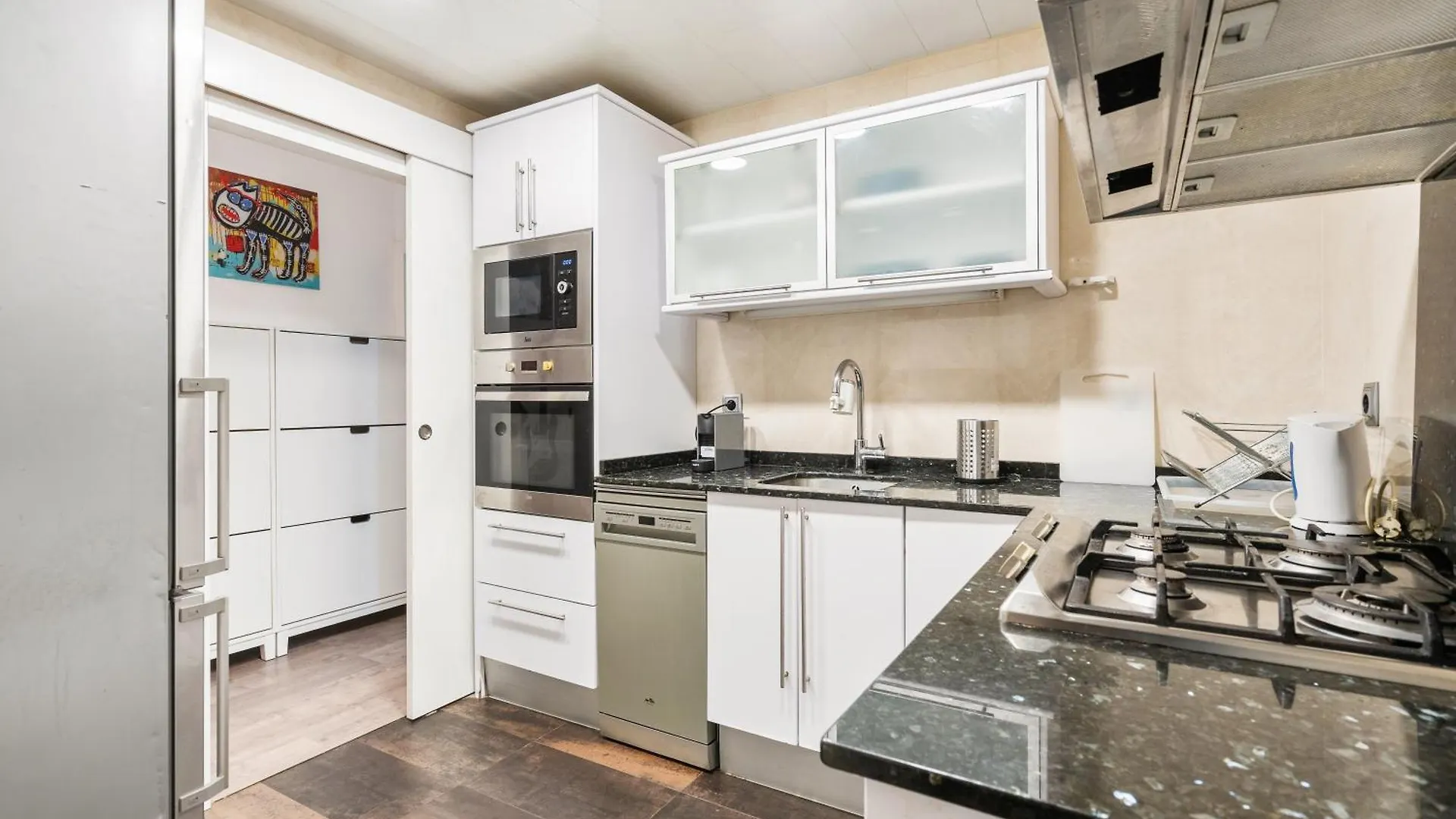 Your Home In Barcelona Office & Gym & Parking Free